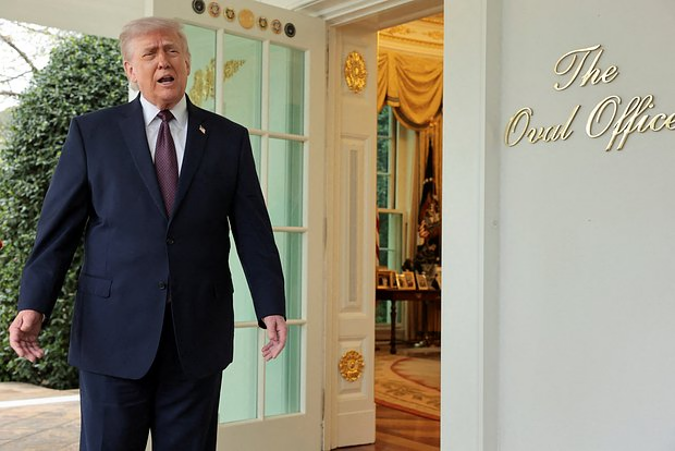 В Сенате провалилась резолюция против Трампа