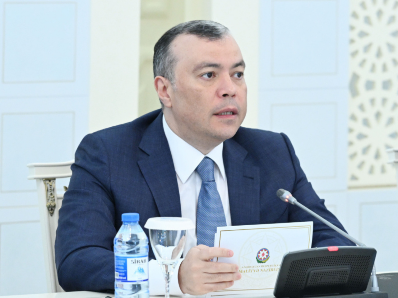 Около 40% госбюджета Азербайджана направлено на социальные расходы