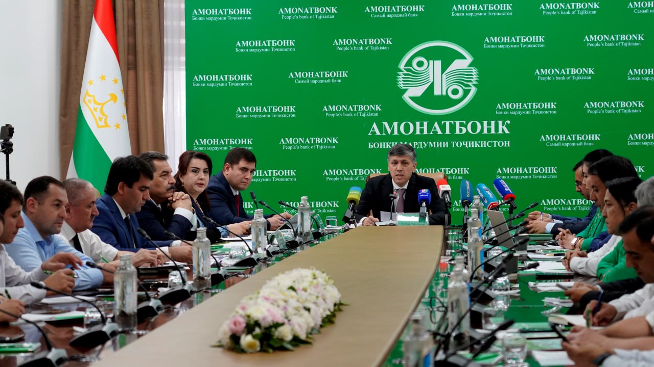 За полгода «Амонатбанк» предоставил 27,8 тыс. клиентам кредиты на сумму 1,2 млрд сомони