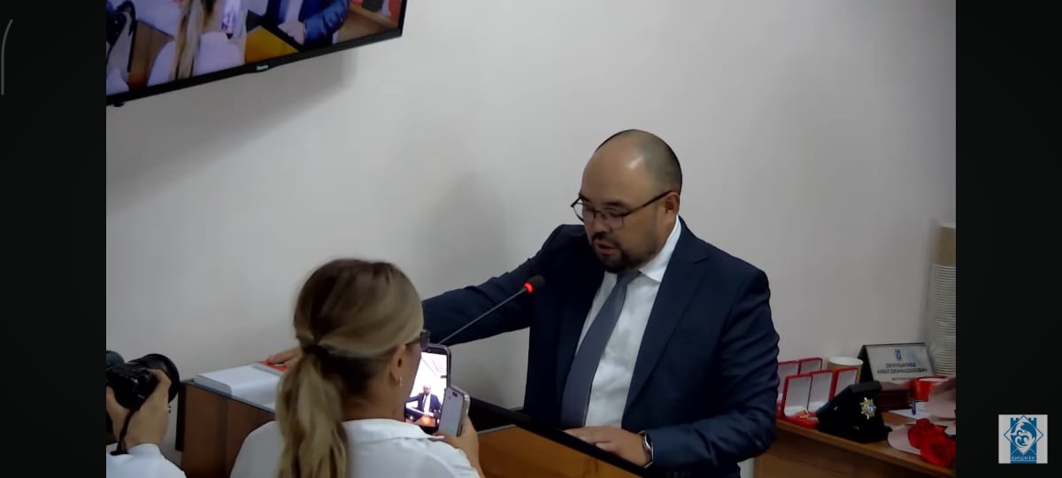 В Бишкекском городском кенеше два новых депутата