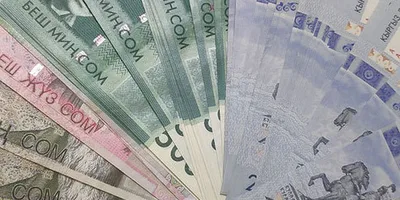 С 1 сентября вырастет зарплата у работников госорганов и МСУ