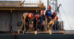 Много ли стало иностранных рабочих в Кыргызстане?