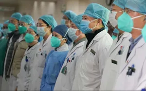 "Работаем днем и ночью". Врачи просят вернуть пятидневную рабочую неделю