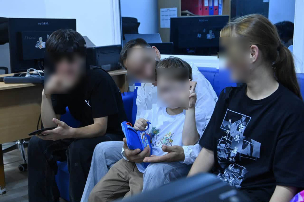 Из России в Кыргызстан вернули троих детей, оставшихся без попечения родителей