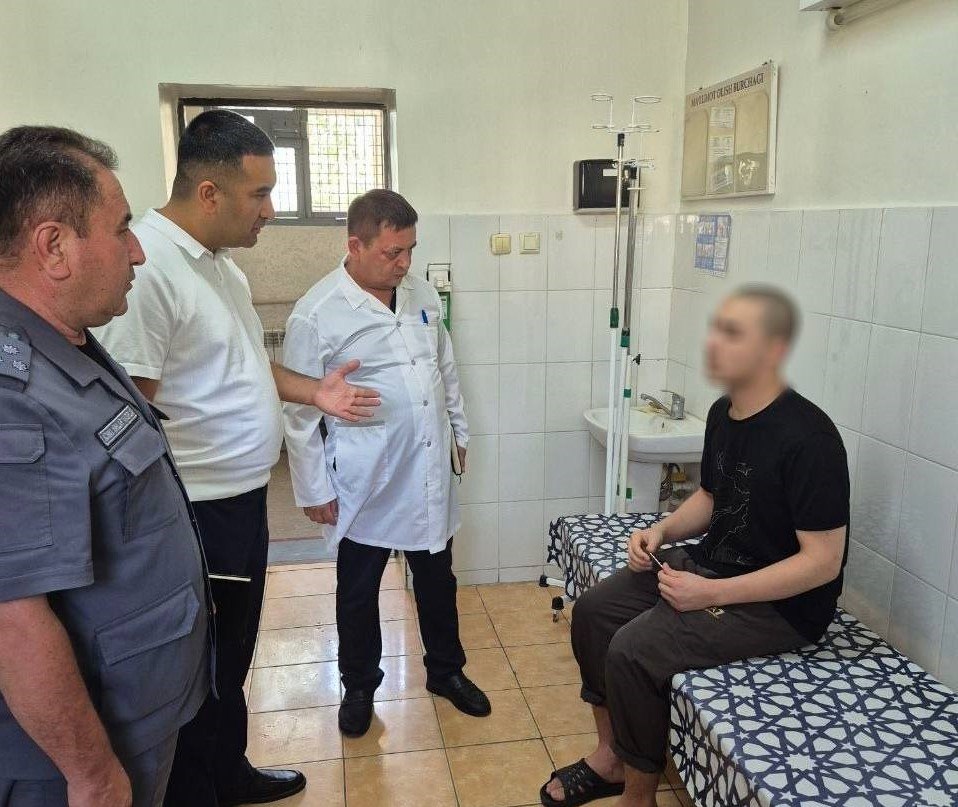 Омбудсман по правам человека взял на контроль сообщения о возможном отравлении заключенных в "Таштюрьме"