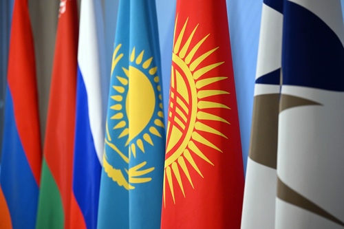 Кыргызстан лидирует в ЕАЭС по росту промышленного производства