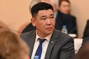 Бывший глава «Кыргызкомур» Кайрат Маматов трудоустроил 16 родственников и друзей, - депутат