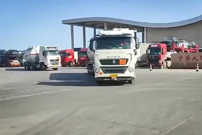 В Кыргызстан поступили первые поставки топлива из Китая