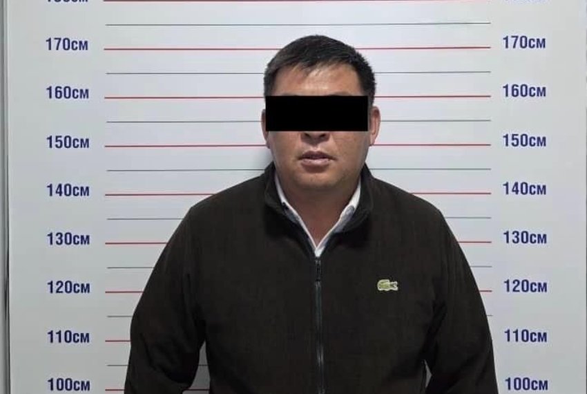 Нанес ущерб свыше 14 миллионов сомов: задержан экс-замглавы Ак-Суйского района