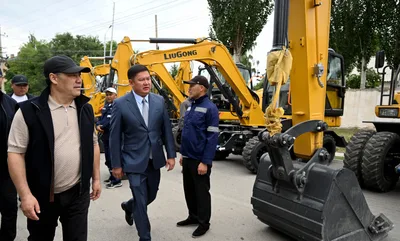 Президенту рассказали о некачественной спецтехнике для Каракола. Прокуратура отреагировала