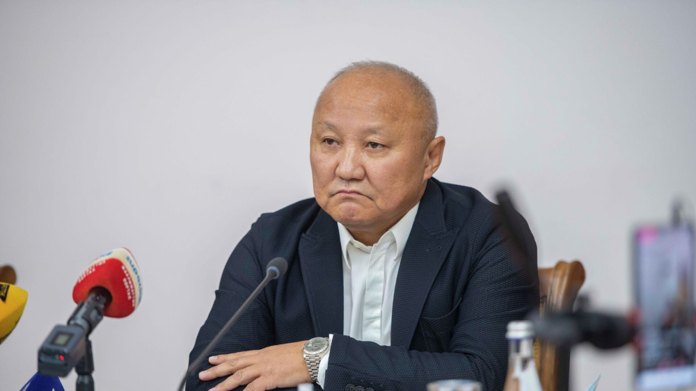 Канатная дорога к Сулайман-Тоо. Нариман Тюлеев объяснил, о чем говорил с Жанаром Акаевым