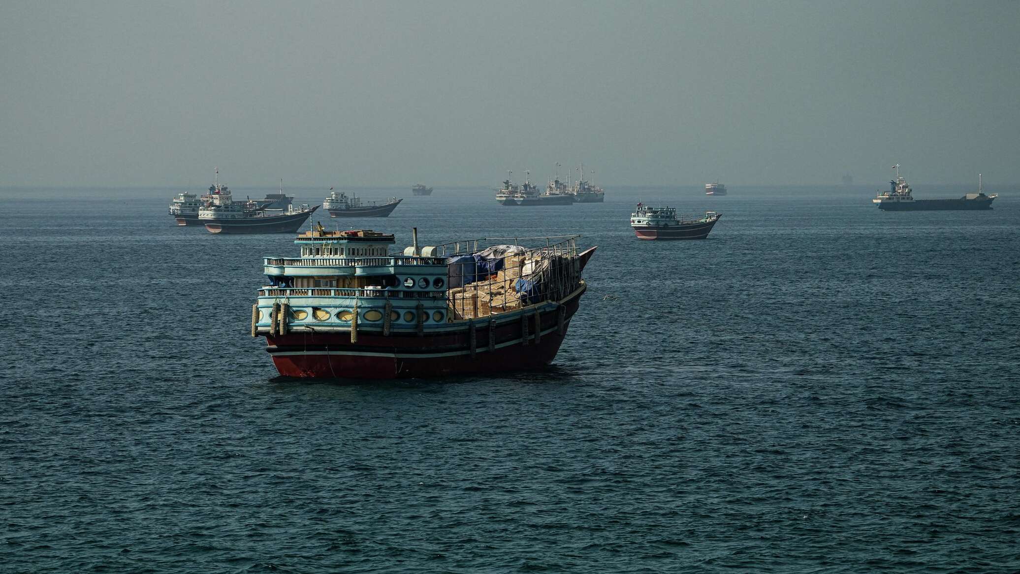 ВТО и МВФ предупредили о риске дефицита нефти из-за блокады Ормузского пролива
