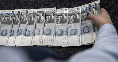 Объем наличных денег на руках у кыргызстанцев вырос до 286 миллиардов сомов