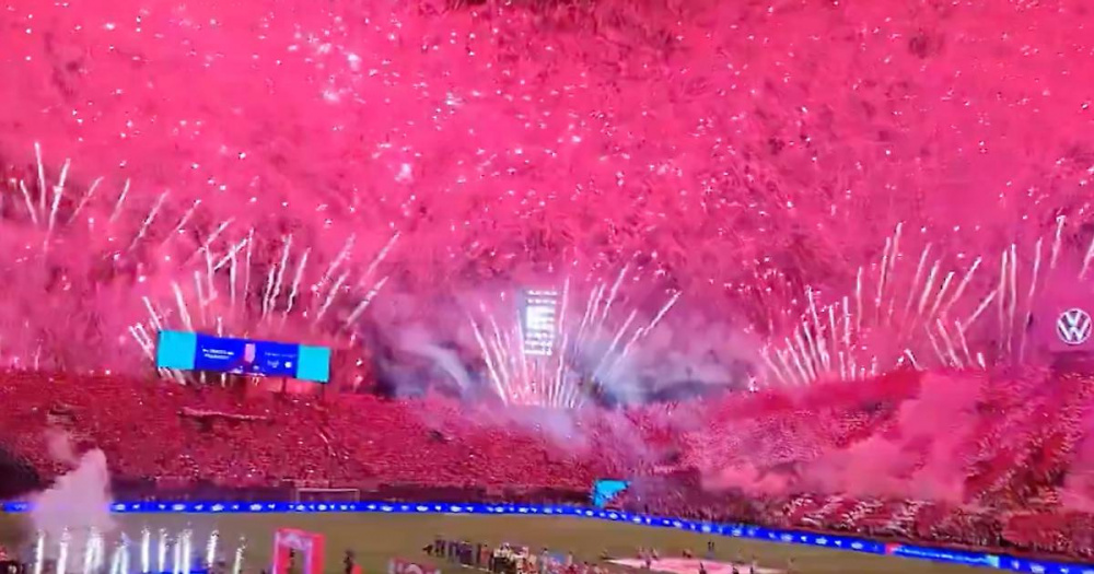 Сборную Парагвая эффектно проводили на чемпионат мира по футболу (видео)