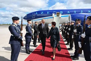 Президент Ильхам Алиев прибыл с официальным визитом в Германию