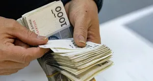 Кому с 1 сентября повысят зарплаты и на сколько. Минфин КР раскрыл детали