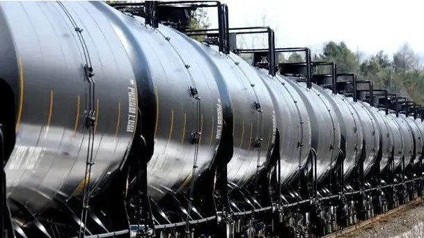 В Кыргызстане хотят задним числом уточнить акцизы на нефтепродукты
