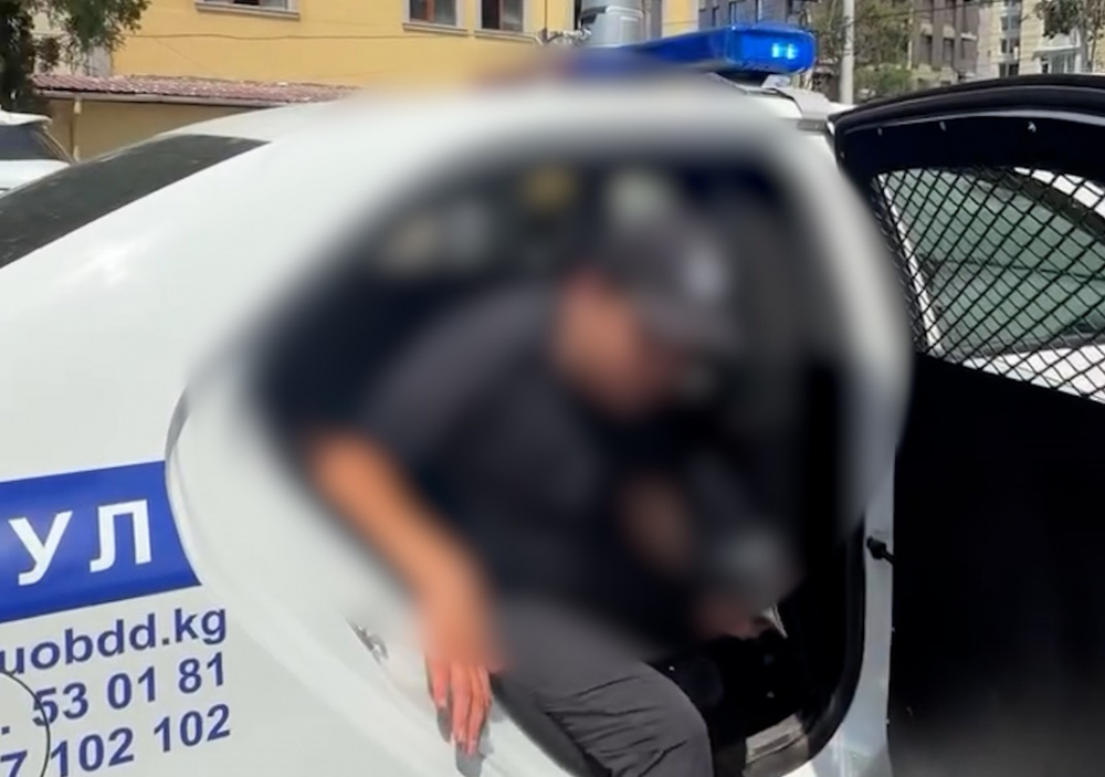 В Бишкеке водителя оштрафовали на 80 тысяч сомов и лишили прав