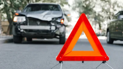 В Бишкеке произошло ДТП с участием кареты скорой помощи (видео)