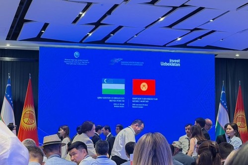 В Бишкеке проходит кыргызско-узбекский бизнес-форум по инвестициям и торговле