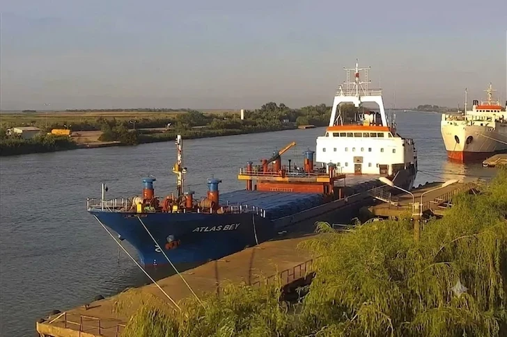 Обнаружено тело азербайджанского капитана судна, погибшего при атаке дрона у берегов Одессы
