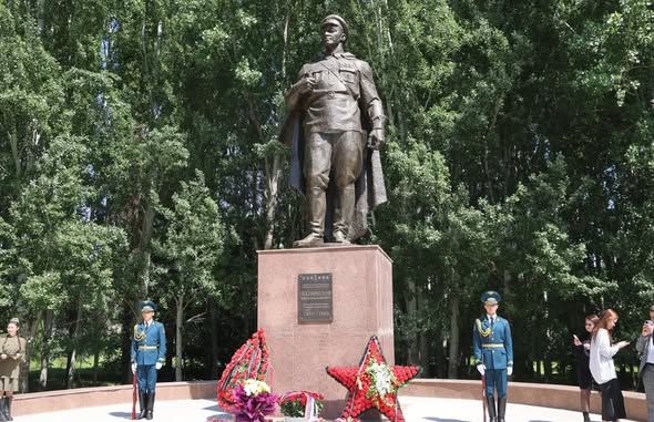 Monument to General Ivan Panfilov unveiled in Chui region