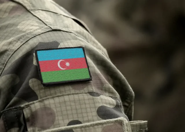 Azərbaycanda hərbi qulluqçular şəxsi jetonla təmin ediləcəklər
