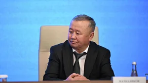 Садыр Жапаров уволил одиозного мэра Манаса