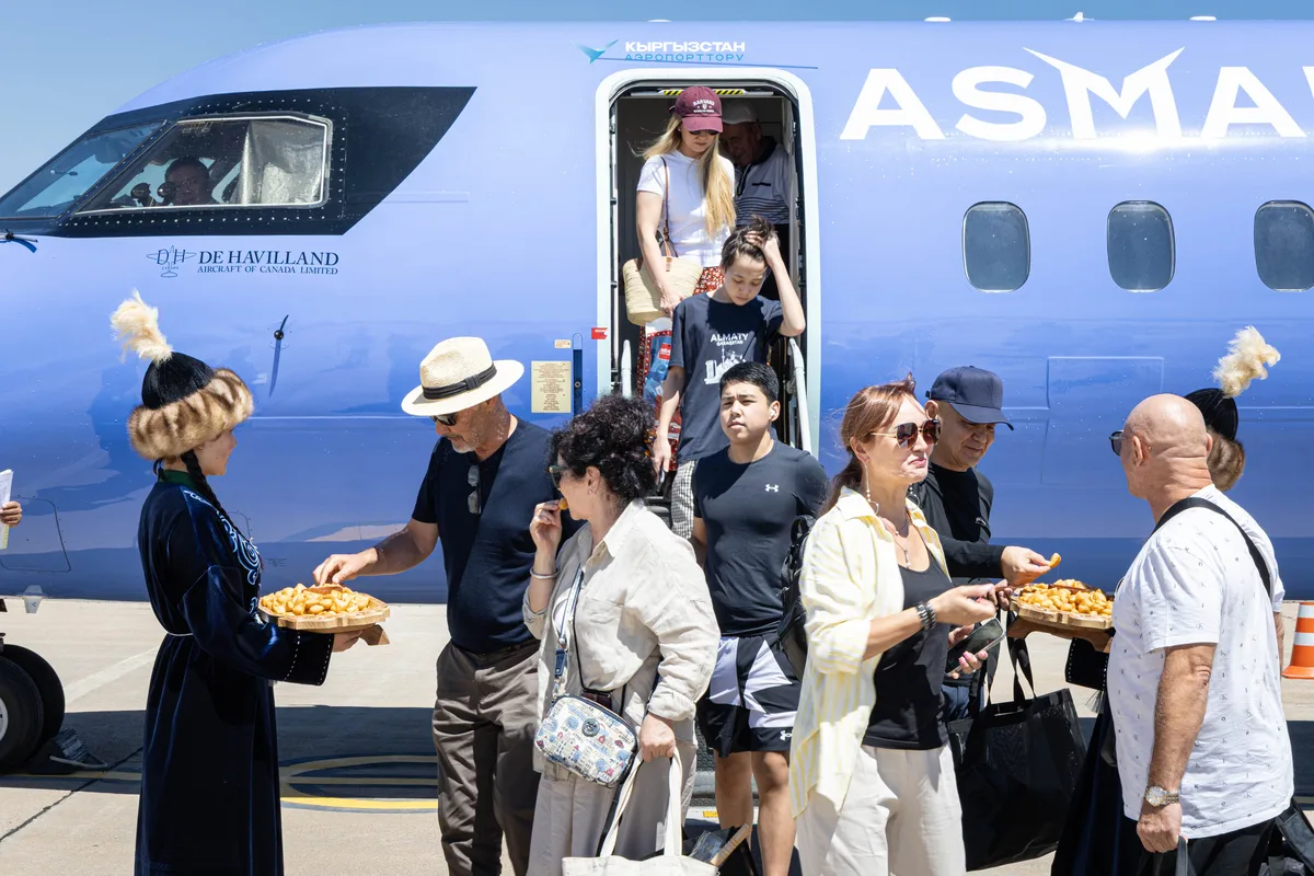 Asman Airlines открыла летние рейсы между Алматой и Иссык-Кулем