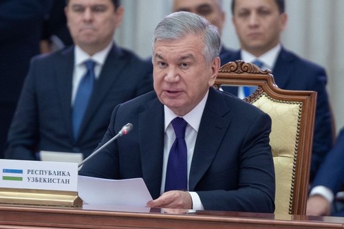 Шавкат Мирзиёев: Мы выводим отношения с Кыргызстаном на союзнический уровень и ставим цель — 3 млрд долларов товарооборота