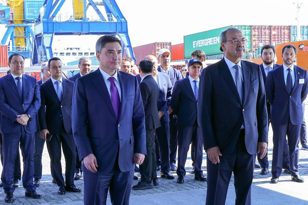 Грузопоток Узбекистана через казахстанские порты вырос более чем на 60%