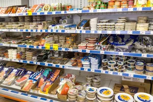 Российская продукция будет ввозится в страну без азербайджанской маркировки еще год