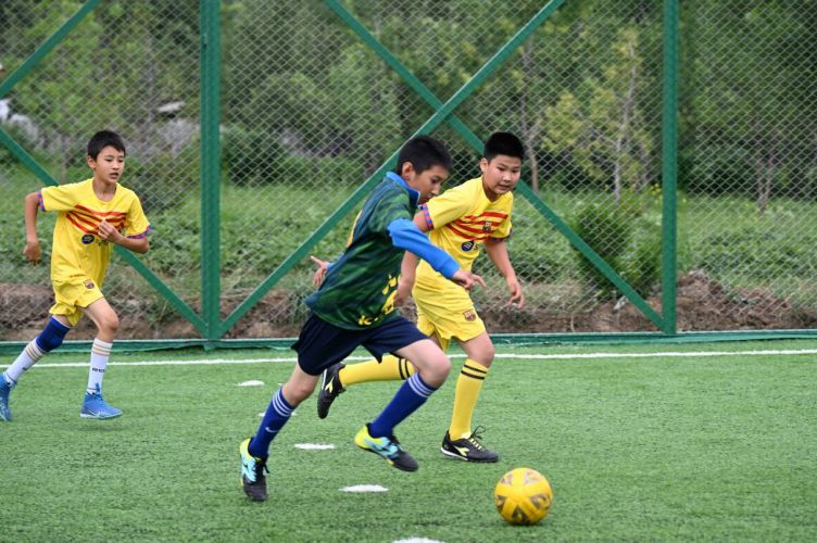 Twenty-nine mini football fields opened in Talas region in a single day