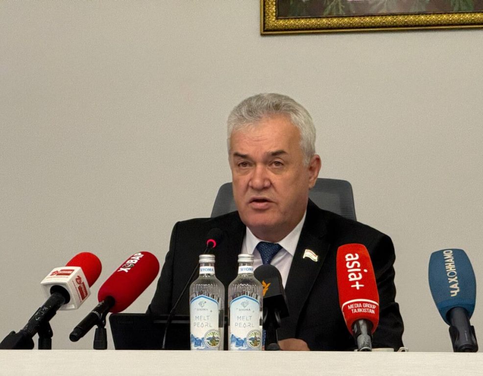 Минобразования: Сбор денег и принудительная продажа школьной формы в школах запрещены!
