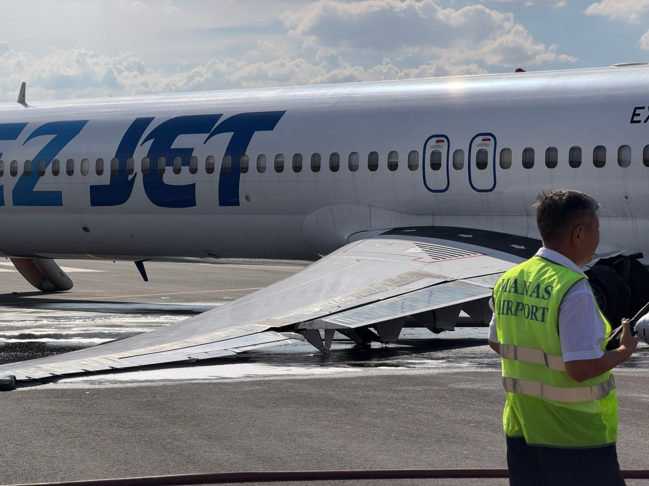 В аэропорту рассказали подробности аварии самолета Tez Jet