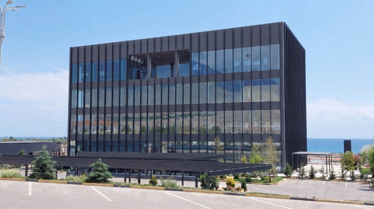 Tamchy SFIT opens first business center for future residents