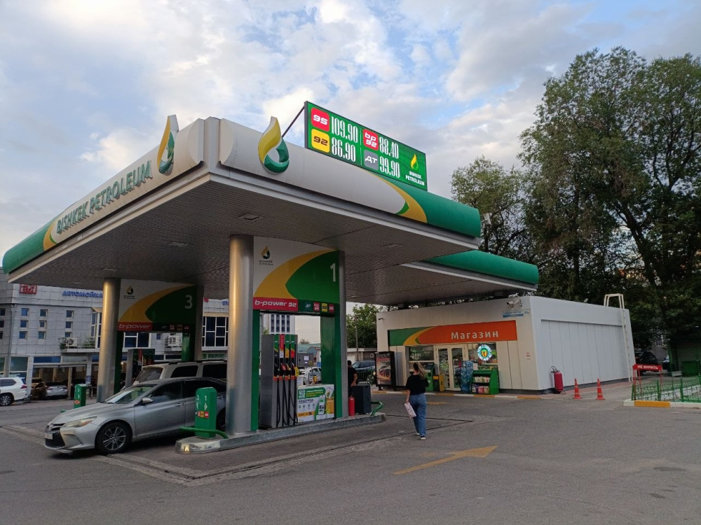 Сколько стоят ГСМ в Бишкеке 12 августа?