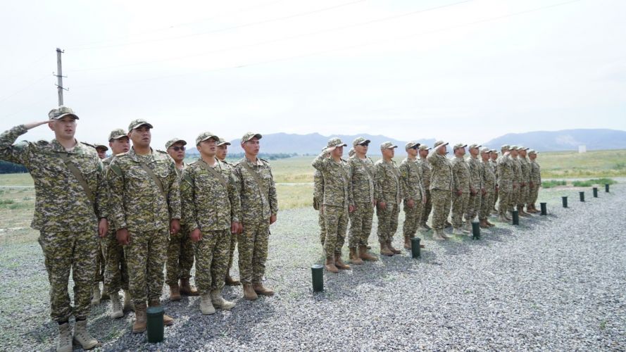 Chemical troops and flamethrower units conduct drills at Teeke training ground