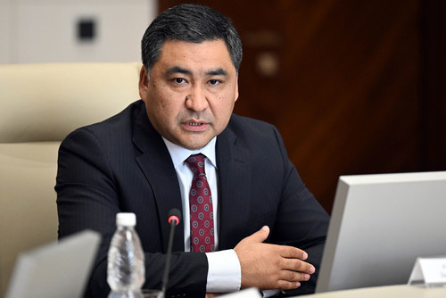Замглавы Кабмина Амангельдиев прокомментировал вопрос предоставления земель инвесторам в аренду на 49 лет