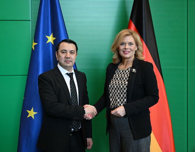 Speaker of Zhogorku Kenesh arrives in Germany on official visit