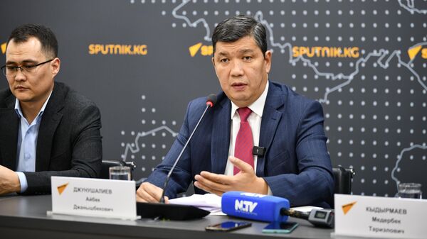 Мэр пригрозил расторгнуть договор о здании на месте сгоревшей Генпрокуратуры КР