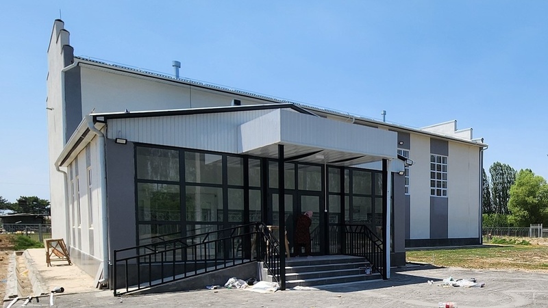 Construction of new sports complex nears completion in Murgut village