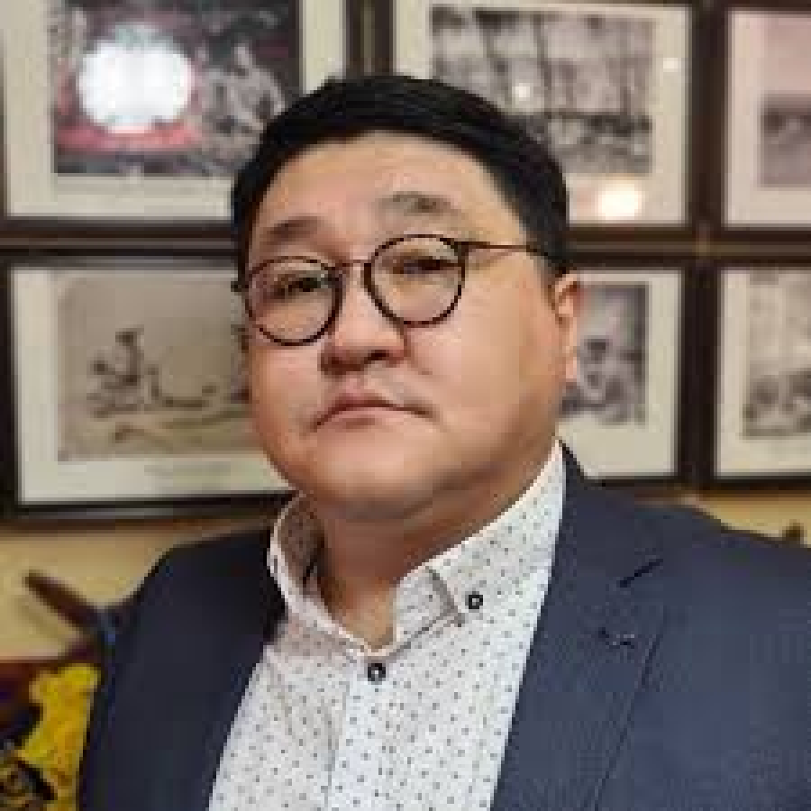 #Авторский ракурс. Ильяс Курманов: сильная власть формирует стабильность и меняет политическую модель Кыргызстана