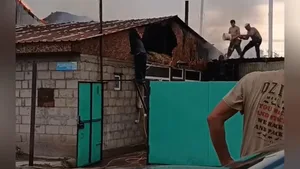 В Токмоке загорелся жилой дом — пострадавших нет