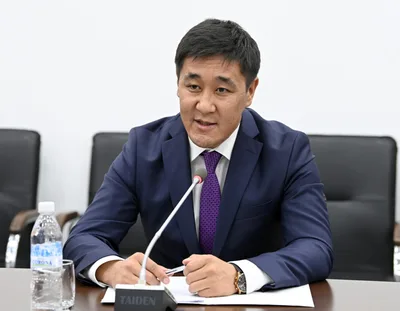 Руководитель пресс-службы президента КР пригрозил задержаниями за фейки об иностранцах