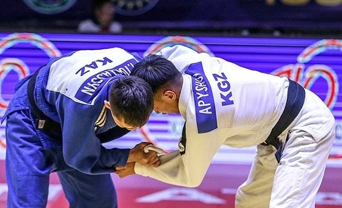 Сборная Кыргызстана по самбо завоевала 26 медалей на чемпионате Азии и Океании в Маниле