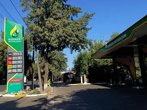 Сколько стоят бензин и дизтопливо 17 июля в Бишкеке