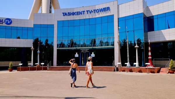 Выше города: как Ташкентская телебашня становится точкой притяжения туристов