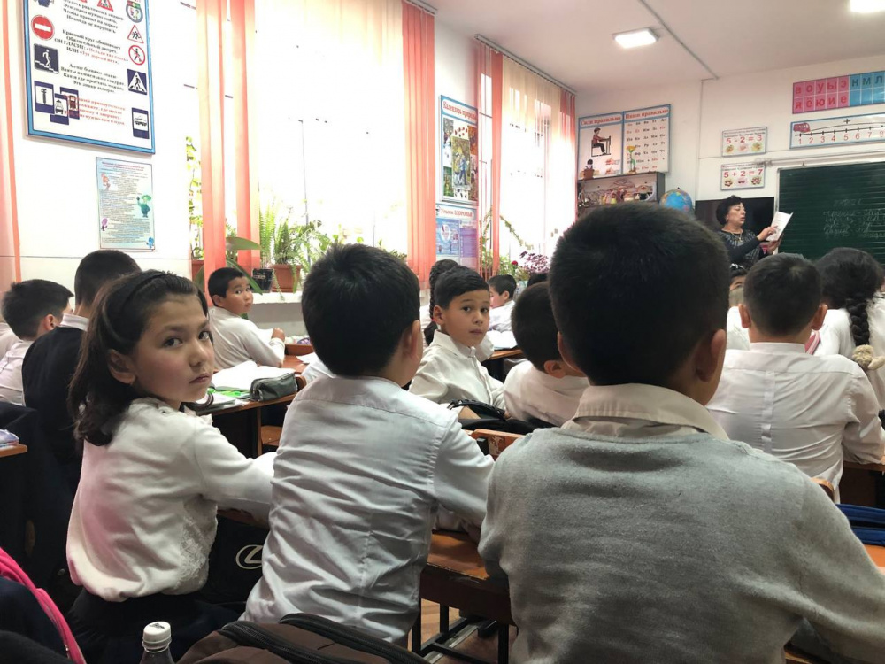 В сентябре в школах образуются два "двойных" класса