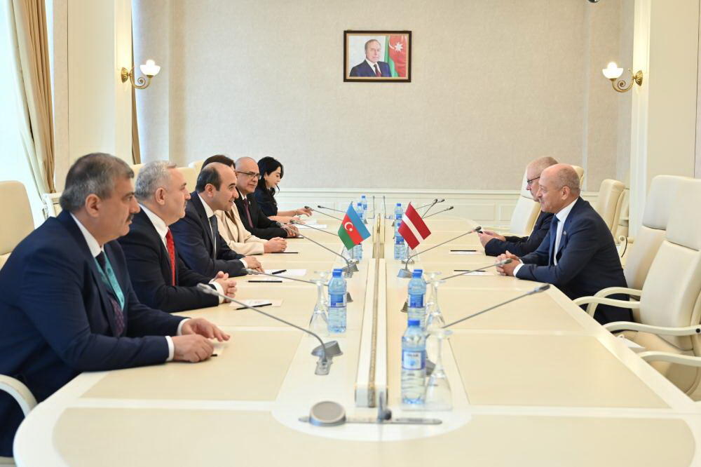 Обсуждено развитие межпарламентского сотрудничества Азербайджана и Латвии